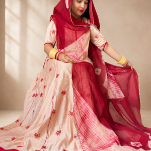 Haan, color **Red & Off-White** hai. Correct ALT Text: **Jam Silk Suit with Cotton Hand Dai Odhni – Red & Off-White Traditional Rajputi Dress | Panavi Paridhan**